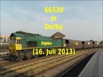 66530 (Freightliner) mit Gterzug am 16. Juli 2013 bei der Fahrt durch Derby.