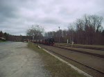 Harzer Schmalspurbahnen Die 99 7245-6 f�hrt hier mit ihrem zug in Elend ein. Nachdem der Lokf�hrer und Heizer ihren Kaffe bekommen haben wird der Zug weiter nach Eisfelder Talm�hle fahren. 2. April 2007, 12:43