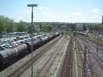 konstanz Br 294 rangiert und stellt in Konstanz einen Kesselwagenzug zusammen.