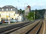 Die Dampflok 5519 kommt aus Richtung Wasserbillig und durchfhrt die Haltestelle Manternach auf ihrer Fahrt nach Luxemburg.