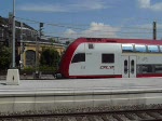 Steuerwagen 013 wird mit Zug von Lok 4009 in nrdlicher Richtung aus dem Bahnhof Luxemburg geschoben.