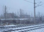 22.11.2008: Der erste Schnee ist in Wien gefallen. Ein guter Grund um einige Videos zu drehen. Zwischen den Haltestellen Wien Siemensstrae und Wien Leopoldau ist gegen 15:30 Uhr eine 1044 mit einem relativ kurzen Gterzug unterwegs (bitte um Kommentare).