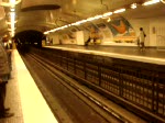 Paris Metro Einfahrt der Pariser Metro