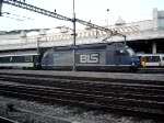 Re 465 011 f�hrt fernab ihrer Heimat am 02.02.2007 mit ...