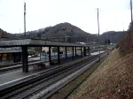 re-465-bls Zwei Re 465 mit Hupac-Zug bei Tecknau am 09.01.2008