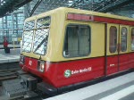 Ausfahrt eines S-Bahnzugs der ...  Maiko Herzog 12.10.2008