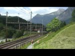 Schweiz 2012 - Kurz vor Kandersteg treffen wir am 29.6.2012 auf gleich 3 Züge der Autoverlad Kandersteg. Der Zug am Schluss in der Mitte hat diverse Probleme mit dem Steuerwagen und musste deshalb wenig später wieder entladen werden.