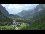 Schweiz 2012 - Vom der Fahrstrae bzw. dem Wanderweg Kkerste - Seld blicken wir am 29.6.2012 durch das Ltschental. Spter beobachten wir enige Zge am Nordportal des Ltschberg-Scheiteltunnels.