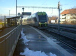 Ltschberger RABe 535 116 als S5 nach Murten bei der Ausfahrt aus Kerzers. 18.01.2010
