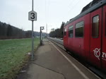 Ausfahrt der S4 beim Bahnhof Wildpark-Hfli am 4.1.11 nach Langnau-Gattikon.