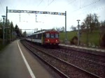 Dieser Film zeigt mal wieder das Problem der Zrcher S-Bahn auf, viel zu wenig Rollmaterial, und darum kommt immer wieder altes Rollmerial zum Einsatzt. Hier die S15 im S-Bahnhof Urdorf Weihermatt.