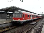 Steuerwagen Bauart Karlsruhe RE nach T�bingen Hbf bei der Durchfahrt in Stuttgart-Bad Cannstatt. Aufgenommen am 15.05.07
