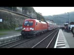 Am 22.10.2013 ist 182 023 mit einem S-Bahn Zug nach Bad Schandau in K�nigstein unterwegs.
