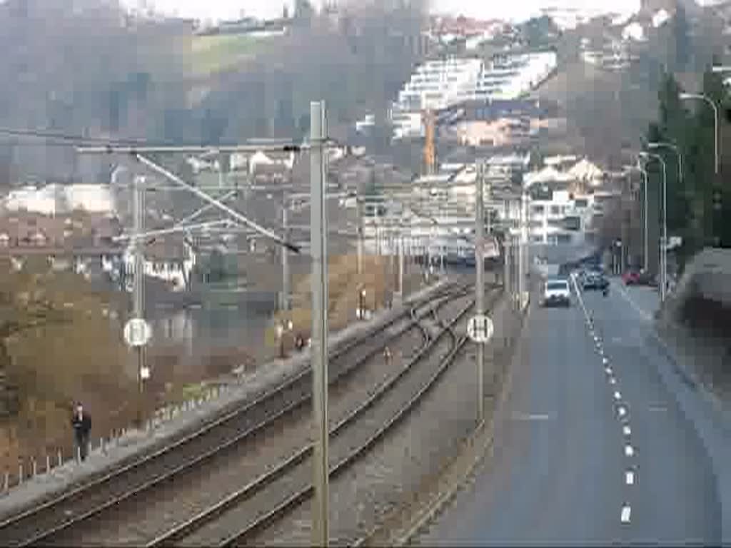Zwei RABe 514 als S 8 nach Weinfelden waren am 17.03.2009 zwischen Bch und Richterswil unterwegs. Danch folgt eine S 2 nach Ziegelbrcke.