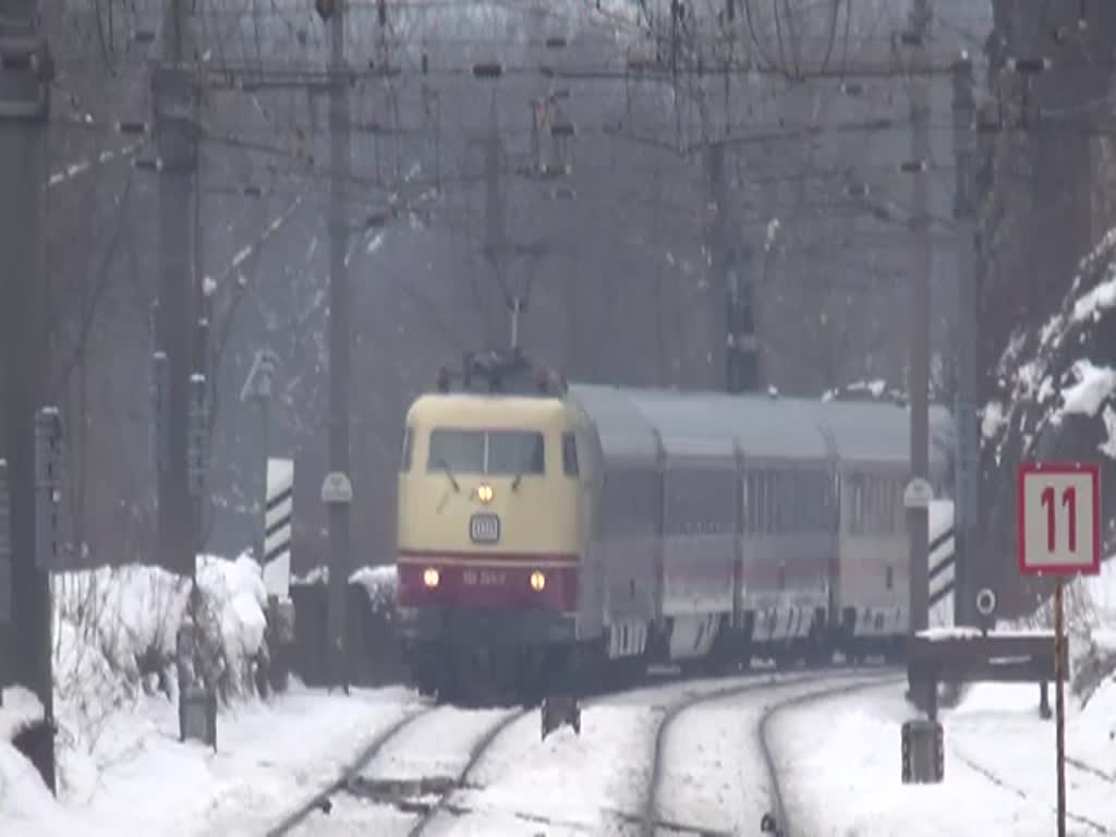 103.245 mit Ic 1280 in Kufstein am 7.2.15 