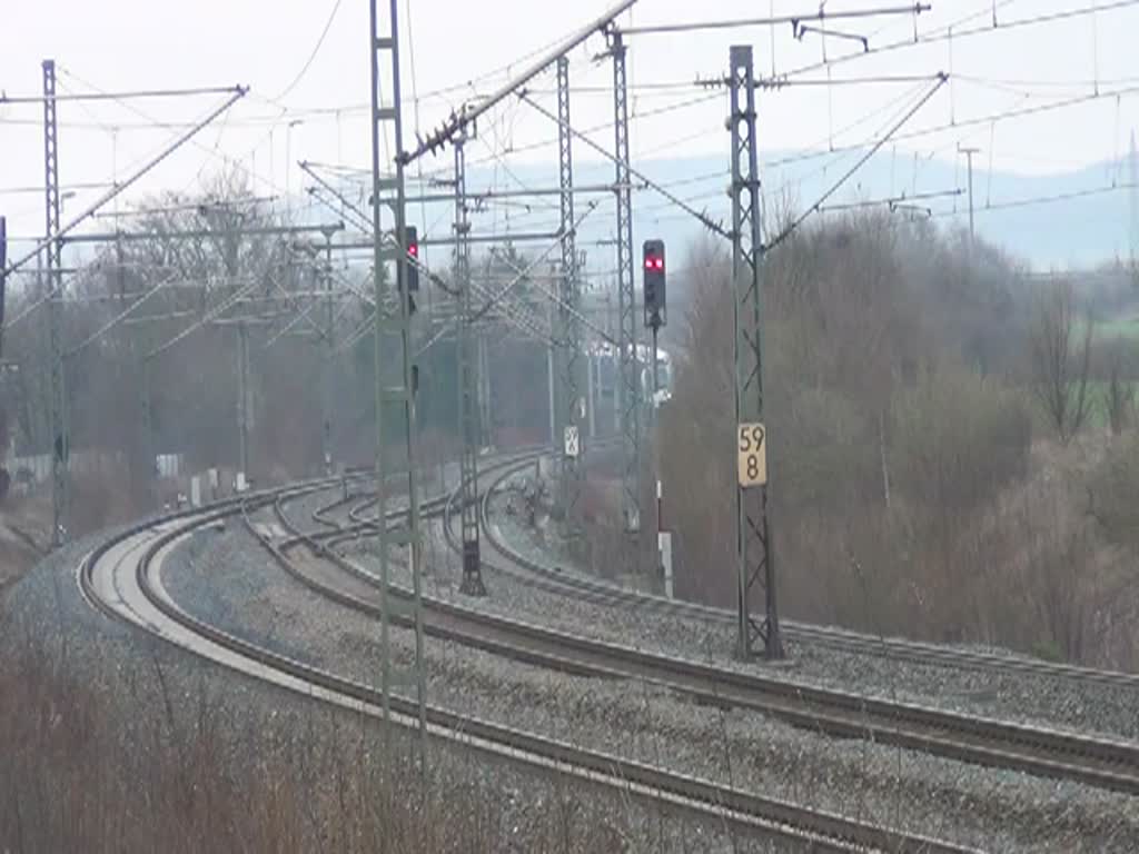 1216 954   Hdlmayr  der Wiener Lokalbahn mit einen Dacia-Autozug bei Iphofen am 29.03.2012 