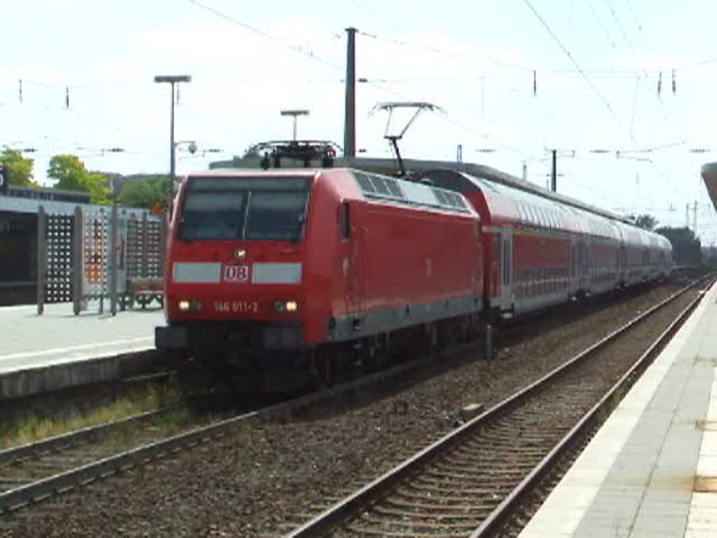 146 011 verlsst Bochum Hbf in Richtung Dortmund mit einem RE.