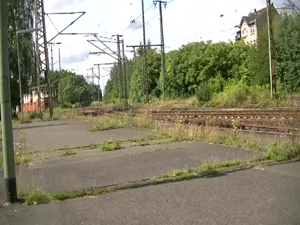 152 007 mit Containerzug in Lehrte (Juli 2012)