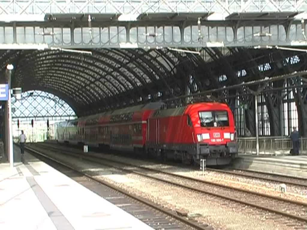 182 006 verlsst mit S1 nach Schna den Dresdner Hbf. 21.08.2011