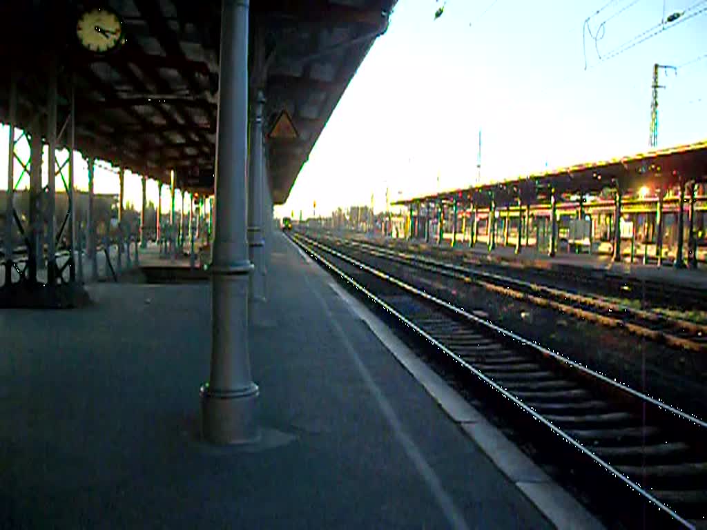 185 192 mit einem Walterzug nach Magdeburg.