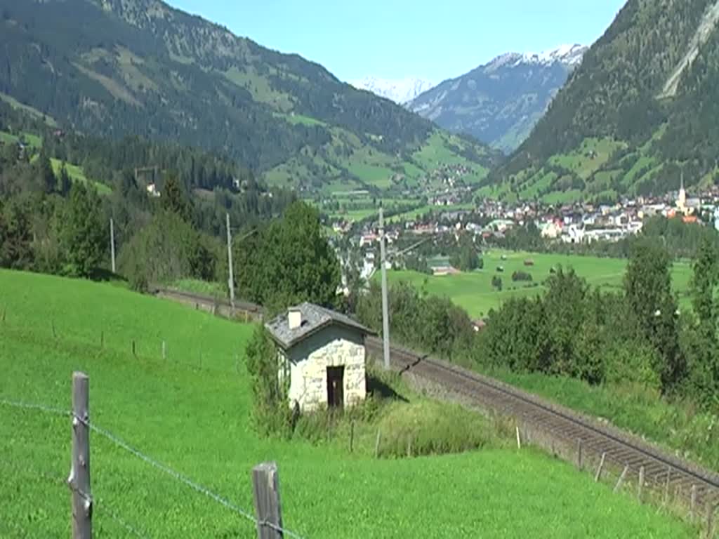 186 106 mit einem Autozug am 16.09.2012 bei Bad Hofgastein.