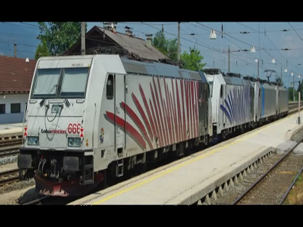 186 110+186 106+185 663-2 und 185 666-5 waren am 16.07.2010 als Lokzug in Richtung Wrgl unterwegs!
Aufgenommen im Bahnhof Brixlegg