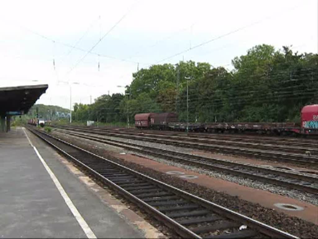 189 098-7 ( ES 64 F4-998) der ERS Railways mit einem Containerzug druch Kln West. Aufgenommen am 02.09.2009.