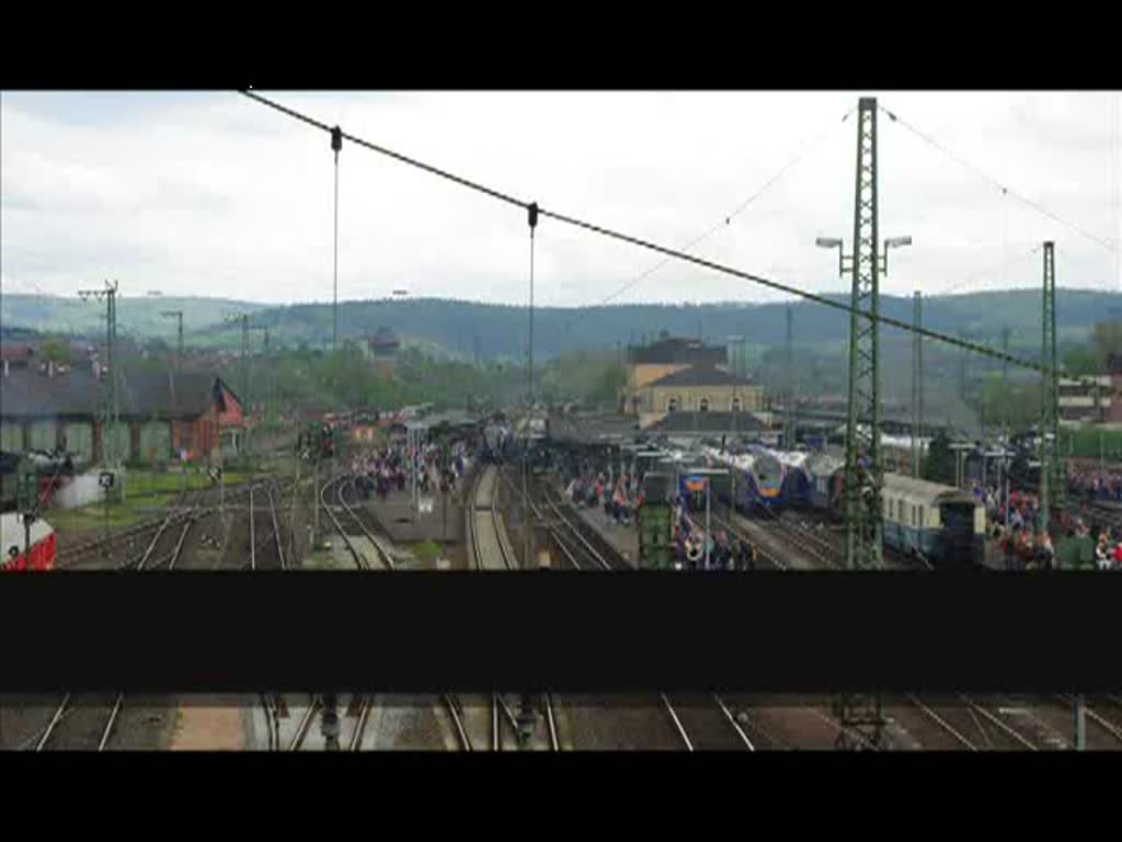 2. Bebraer Dampflokfest: Zubringerzug Bebra - Sontra - Bebra mit 50 3610 und 212 084. 01.05.2010 bei Berneburg.