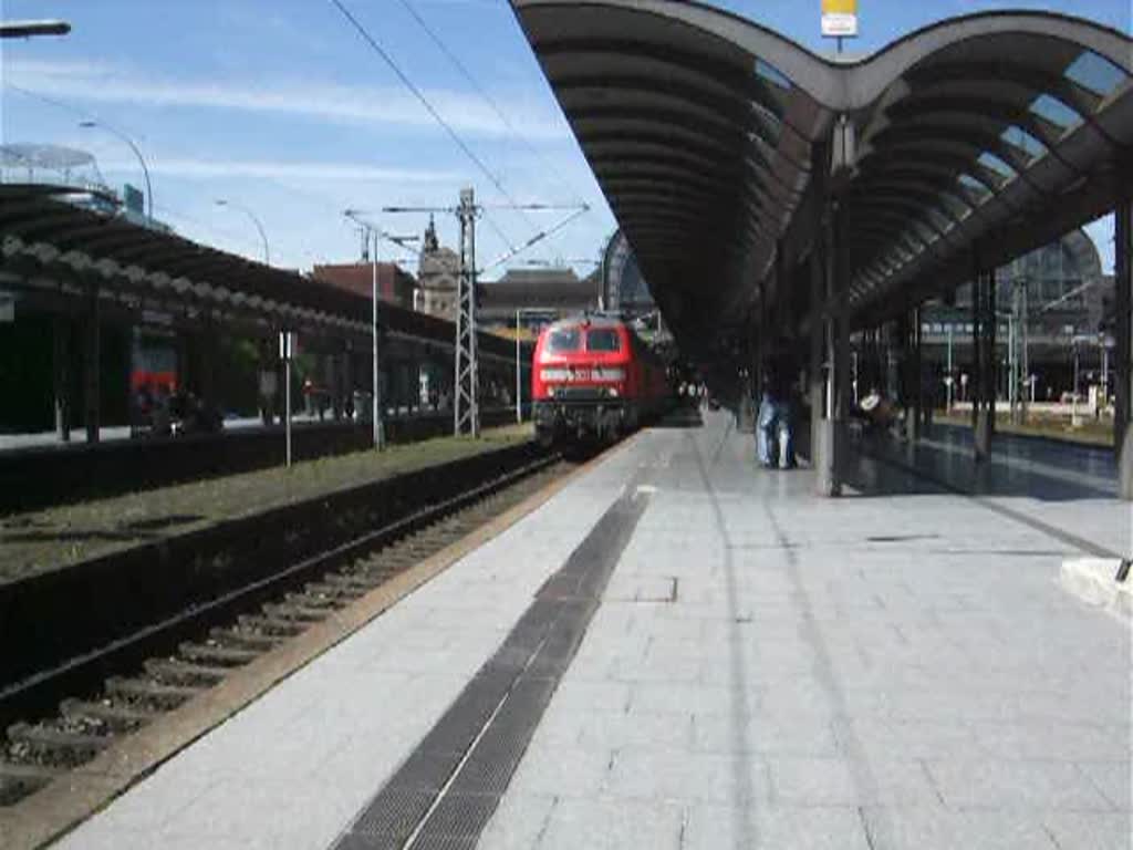 218 380-4+218 344-0 beim Rangieren im Hamburger Hbf inklusive Ansage fr IC2116 von Stuttgart Richtung Stralsund(05.06.10)