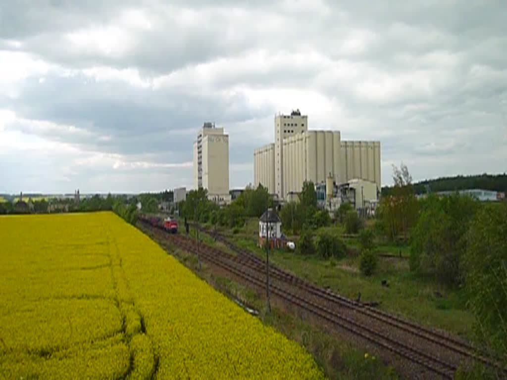 232 255 zusehen am 03.05.14 mit einem Umleiter in Niederpöllnitz. 