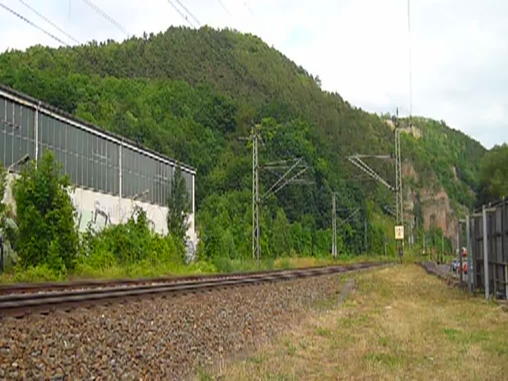 232 550 der DGT zu sehen am 05.07.14 bei der Einfahrt in Saalfeld/Saale.