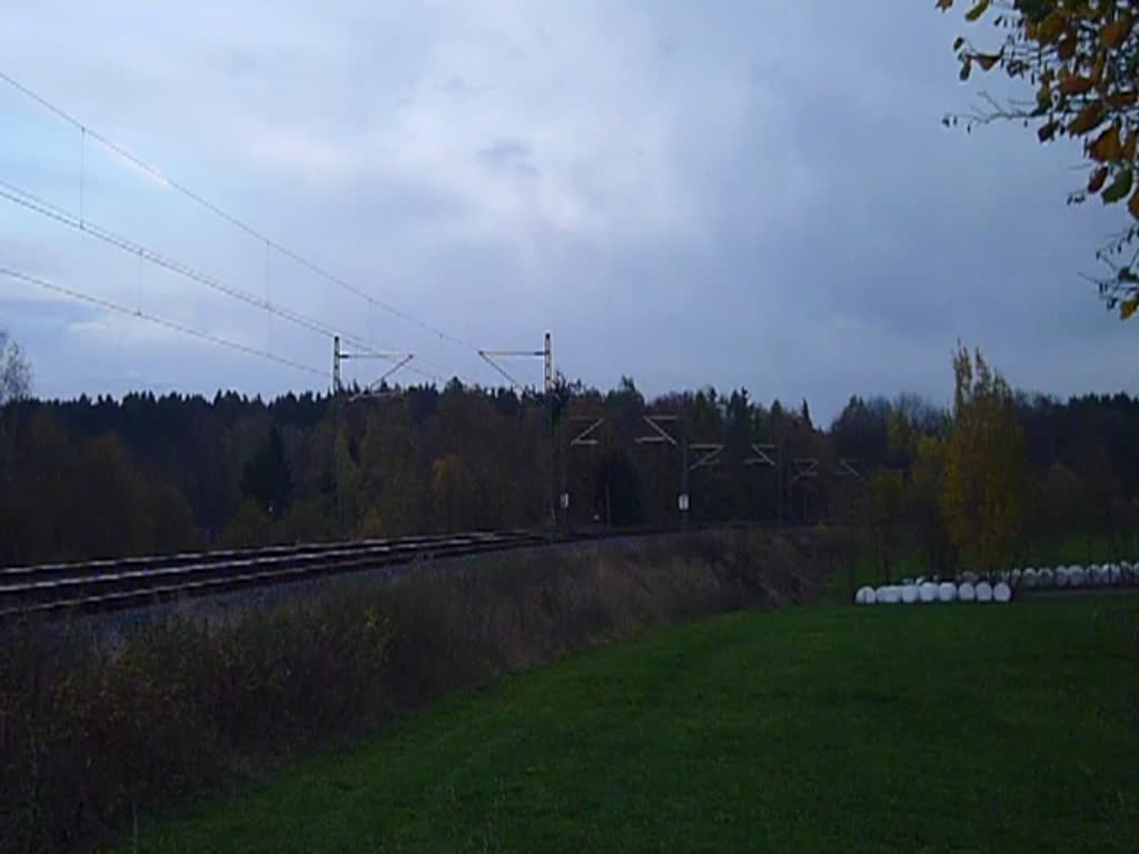 232 609 und 232 330 fuhren am 01.11.13 durch Oberjssnitz.