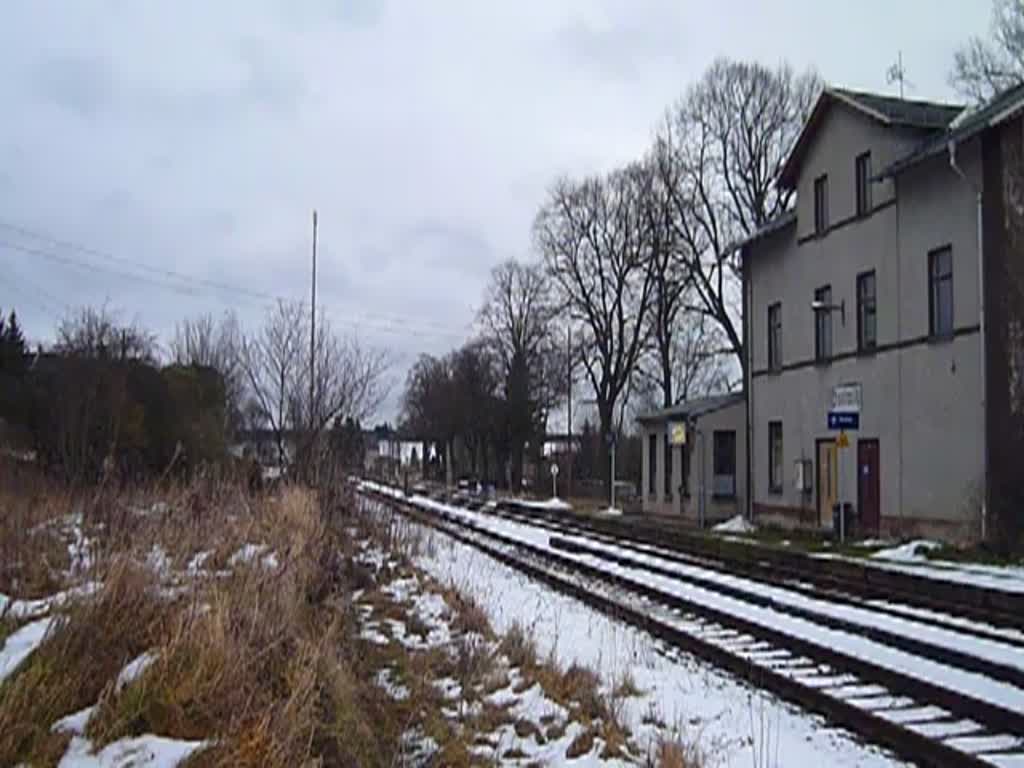 250 010 der hvle zu sehen am 08.01.15 in Pöllwitz.