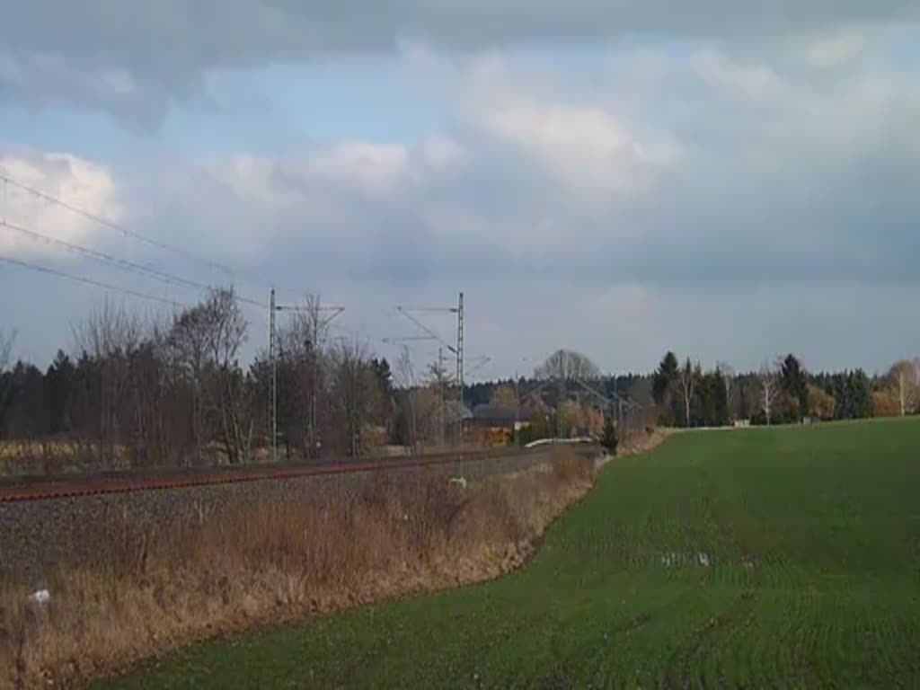 264 001 zu sehen am 18.02.16 mit einem Kesselzug an der Schöpsdrehe bei Plauen/V.