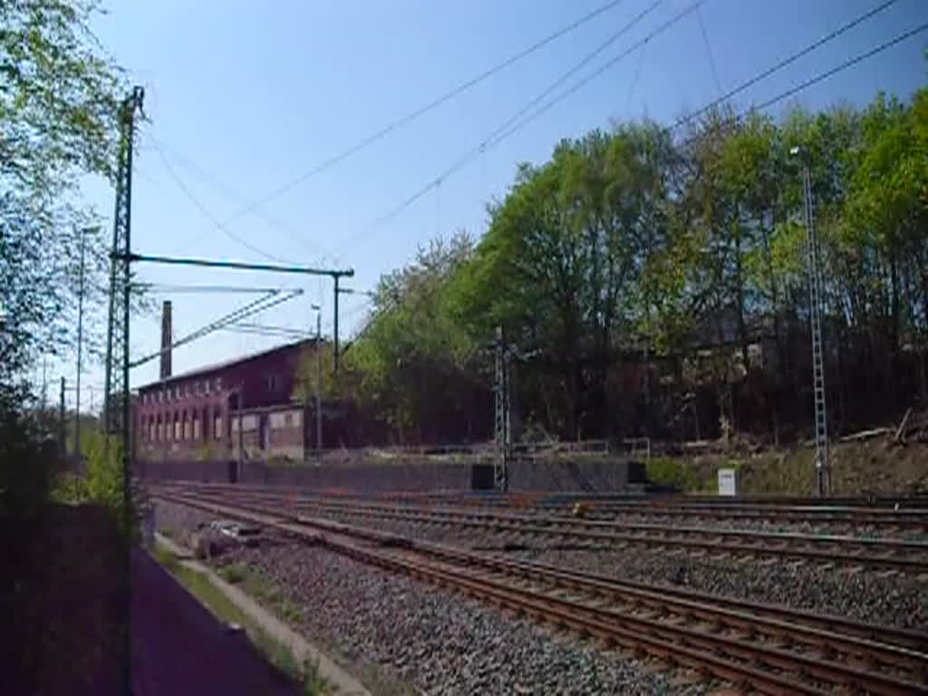 50 3616-5 war am 24.04.11 mit dem Sonderzug von Schwarzenberg nach Jocketa unterwegs. Hier bei der Einfahrt in Reichenbach/V. oberer Bahnhof nach Schwarzenberg.

