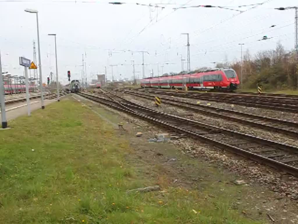 650 114-8+101 094-1(hinten)mit IC 2239 von Rostock Hbf nach Leipzig Hbf bei der Bereitstellung im Rostocker Hbf.13.11.2015
