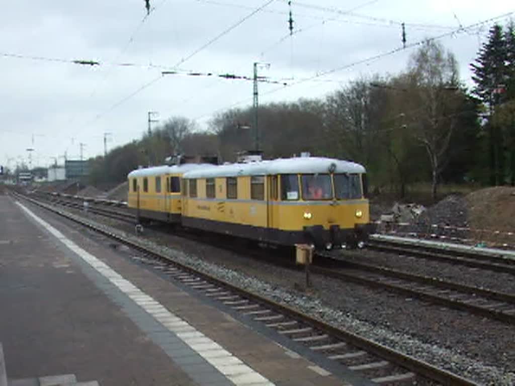 725 004-6 mit 726 004-5 der DB Netzinstandhaltung in Recklinghausen 10.4.12