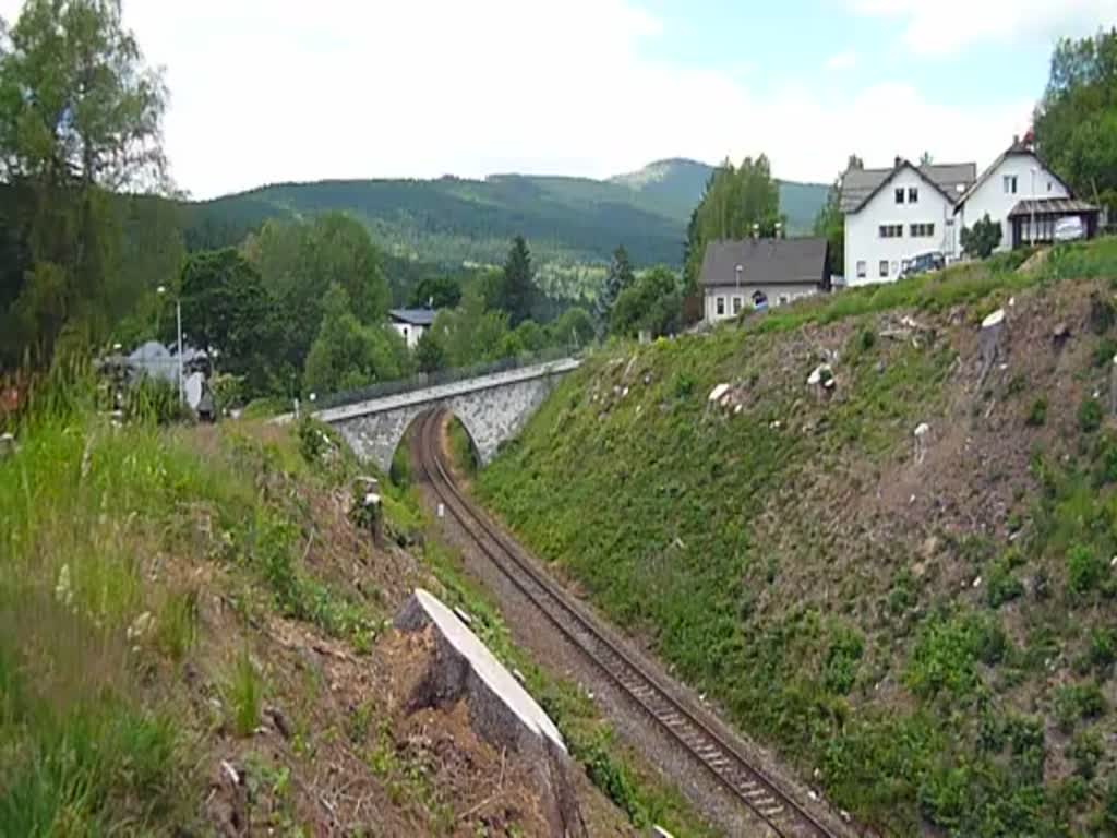 754 066-9 mit dem Sp 1962 zu sehen am 26.06.17 in Železná Ruda centrum. 