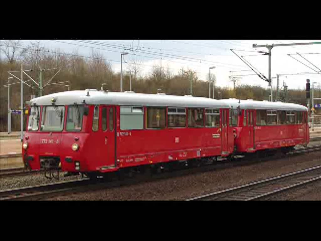 772 141-8 und 772 140-0 fahren leer durch Kassel Wilhelmshhe. Aufgenommen am 05.04.2010.