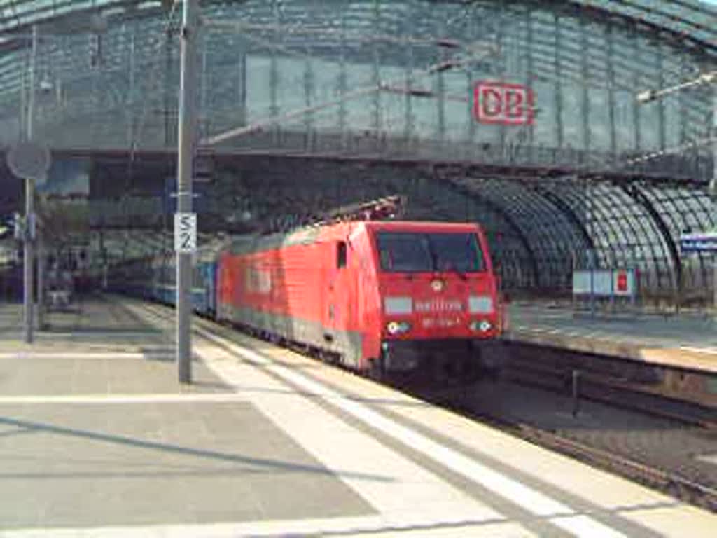 Abfahrt des D 264 Berlin Hbf - Moskau mit einer Railion 189er aus Berlin Hbf.