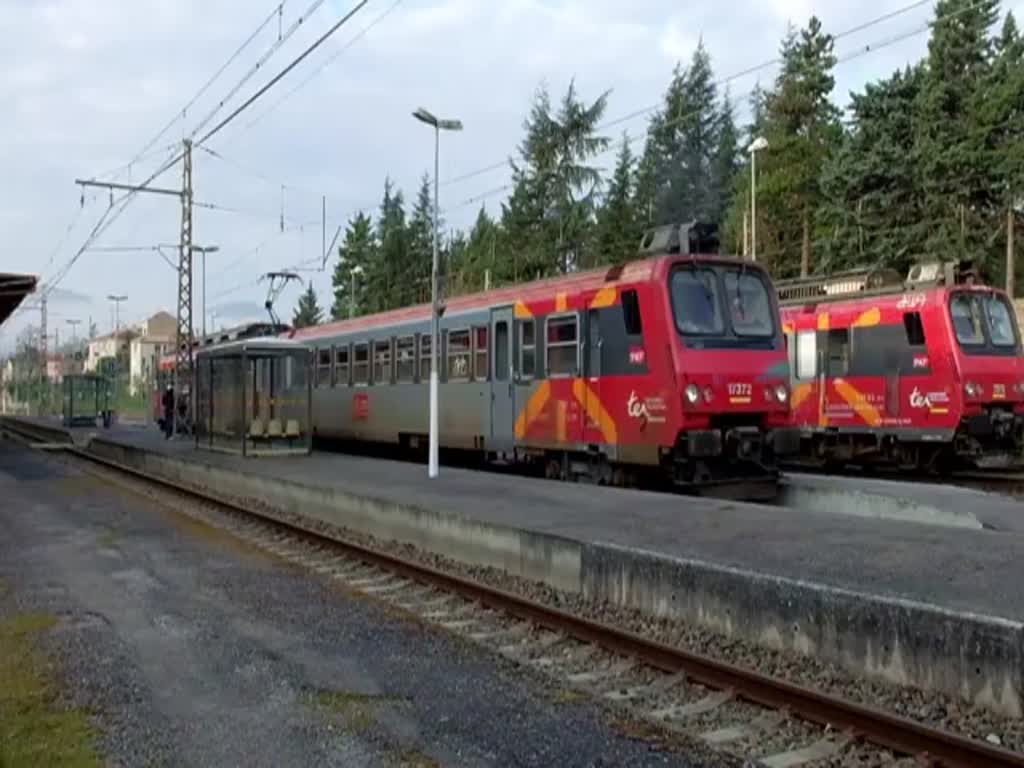 Am Morgen des 04.04.2017 verläßt Z 7372 den Bahnhof Millau an der Ligne des Causses in Richtung Neussargues.