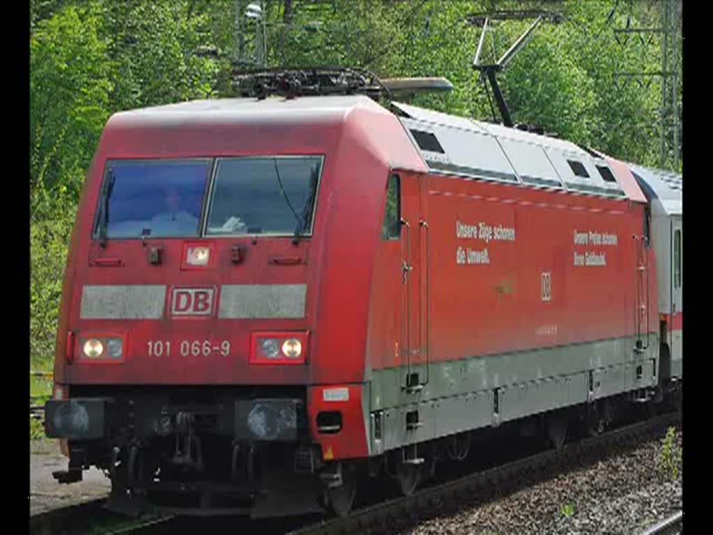 Am Wochenende (8./9. Mai) wurden einige IC's ind ICE's wegen Bauarbeiten auf der SFS zwischen Kassel und Gttingen ber die NFS umgeleitet. Hier ein IC gezogen von 101 066-9 durch Eichenberg Richtung Norden. Aufgenommen am 08.05.2010.