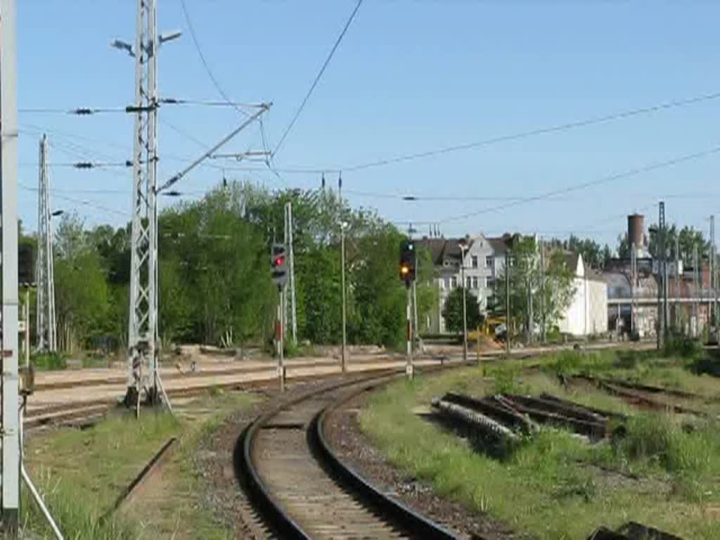 Ausfahrt des RE 38219 aus dem Bahnhof Wismar nach Berlin und Ludwigsfelde 11.05.2008