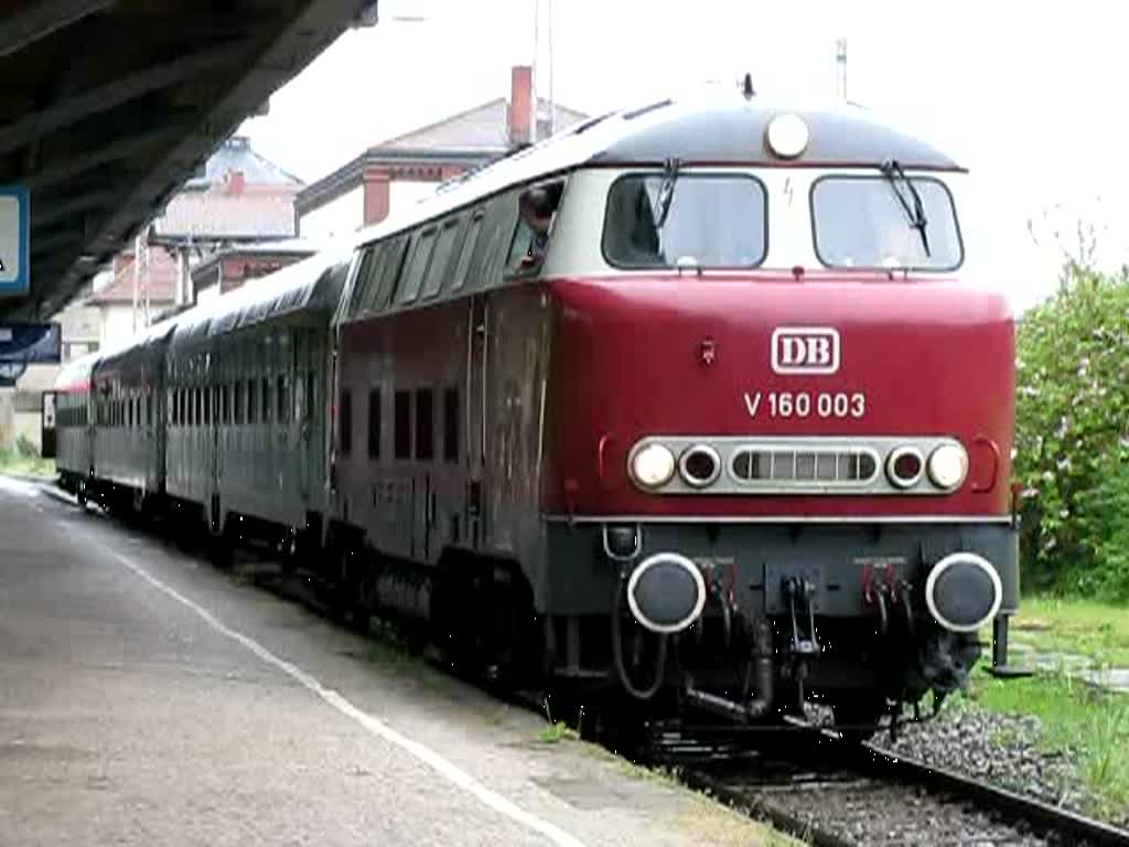Ausfahrt der Diesellok V 160 003  Lollo  -DB- mit einem Sonderzug aus dem Bahnhof Bad Kleinen, 17.05.2008