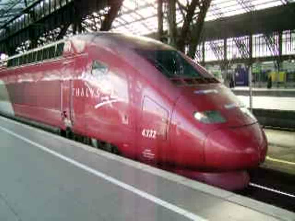 Ausfahrt eines TGV Thalys PBKA als THA 9448 Kln Hbf - Paris Nord aus Kln Hbf. Das laute Poltern bei der Abfahrt stammt nicht vom Thalys, sondern von einer, hinter mir einfahrenden S-Bahn mit Br 143.