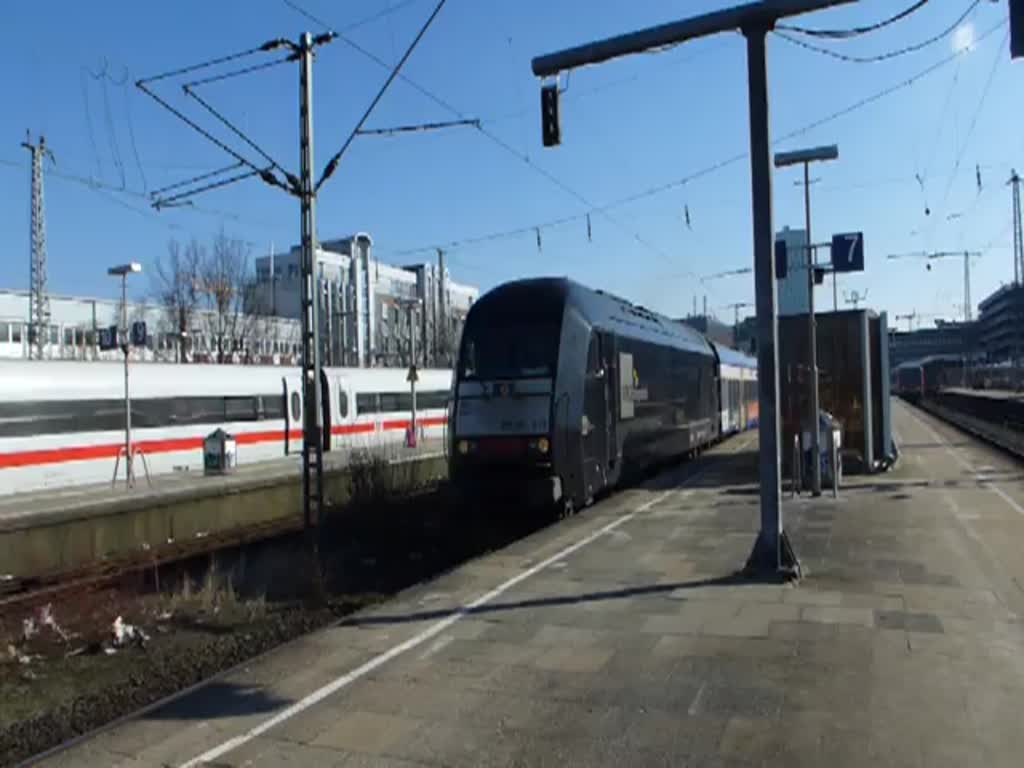 Ausfahrt der NOB nach Westerland(Sylt) im Bahnhof Hamburg-Altona am 2.April 2013. 