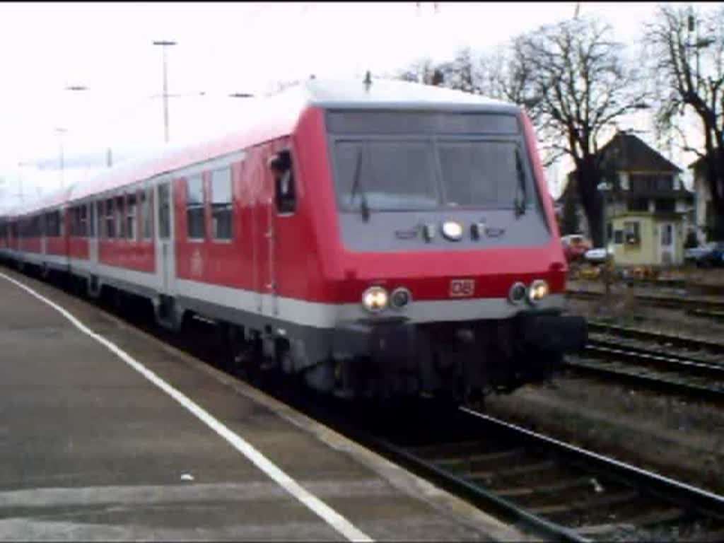Ausfahrt der RB Mllheim - Offenburg, geschoben von 111 048 aus Mllheim(Baden) am 05.02.2008.