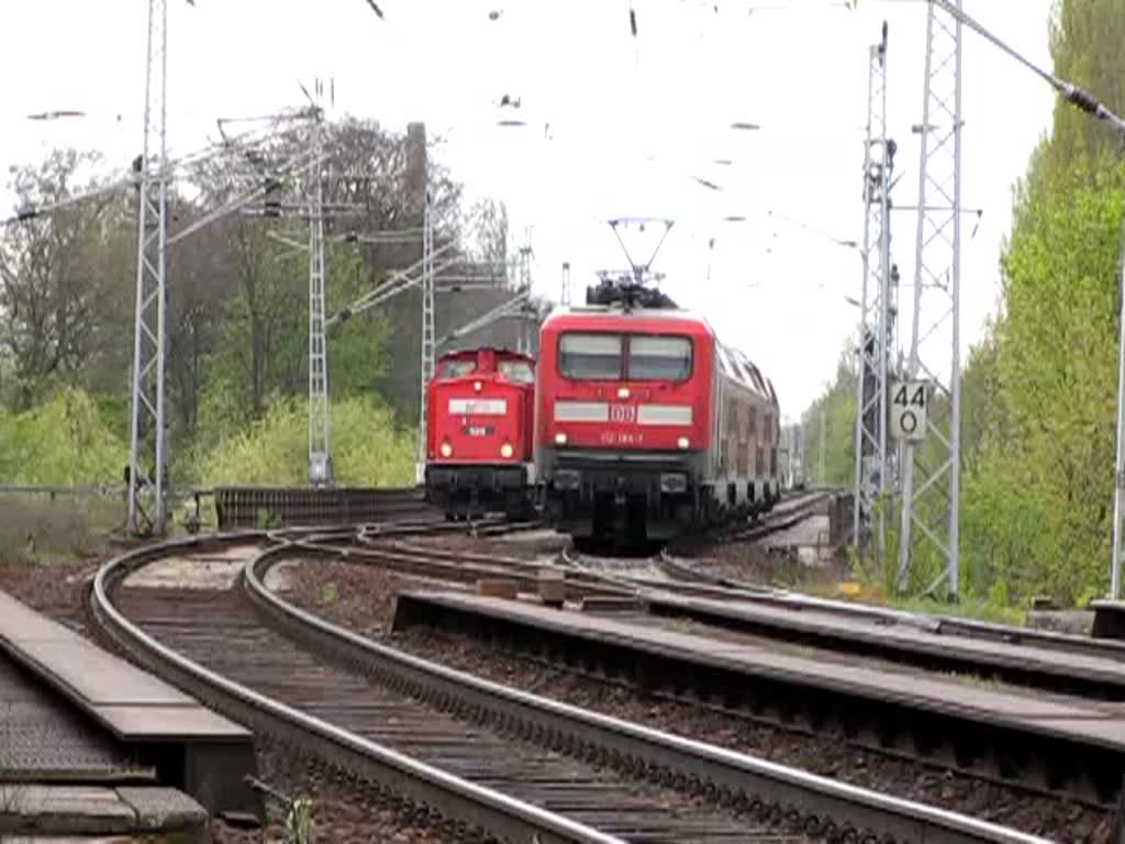 Ausnutzung der Strecke ,hier berholt die RB 14 zwei Lokomotiven der MEG