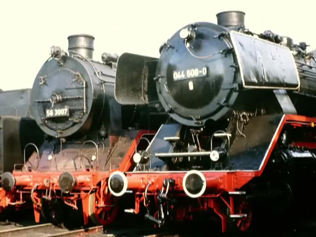 Beim Dampflokabschied im BW Stolberg im April 1976 wurde auch die Lok 4 der Grube Carl Alexander, beschildert als 56 3007 eingesetzt. (Neu digitalisierte Version. Der bisher eingestellte Film wurde 1557 mal aufgerufen.)