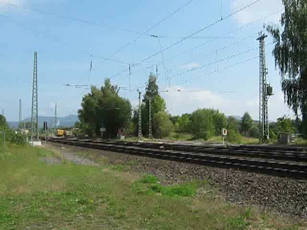 Bevor sie alle nach Leipzig in den S-Bahn Dienst gehen, nochmal schn die 182 004-2 bei Eschwege West in Fahrtrichtung Sden. Aufgenommen am 26.08.2009.